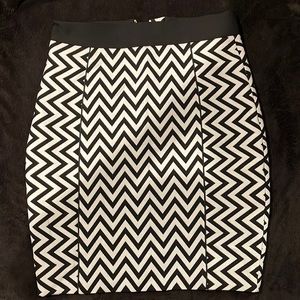 H&M’s black and white fitted skirt, size 6, good condition
